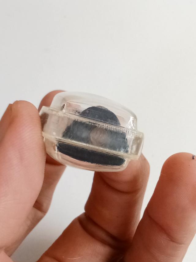 รูปหล่อก้นอุดกริ่งที่ระลึกครบรอบ100ปีเนื้อรมดำหลวงพ่อมุ่ยวัดดอนไร่ปี2532พร้อมเลี่ยมกันนํ้า