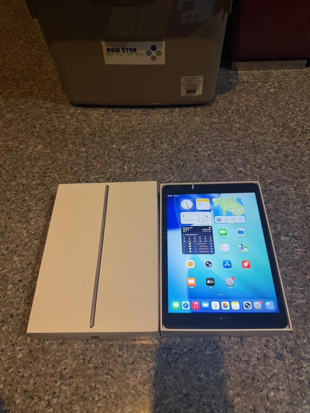 ขายiPadGen9สีSpace Gray64กิ๊กสูนTrueมีกล่องไร้รอยตกใช้งานดีทุกๆฟังชั่นถูกๆ