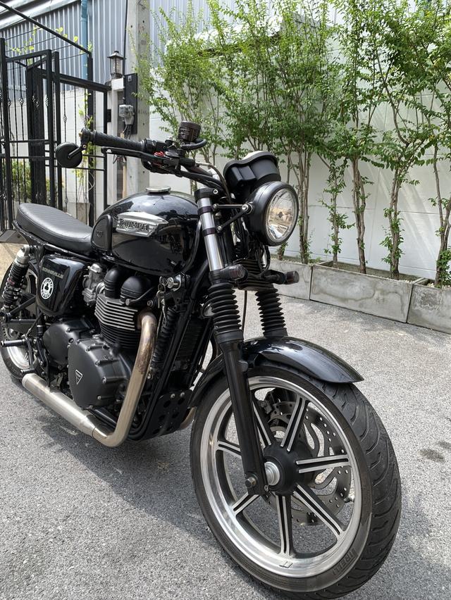 Bonneville ปี 2012 จด 13