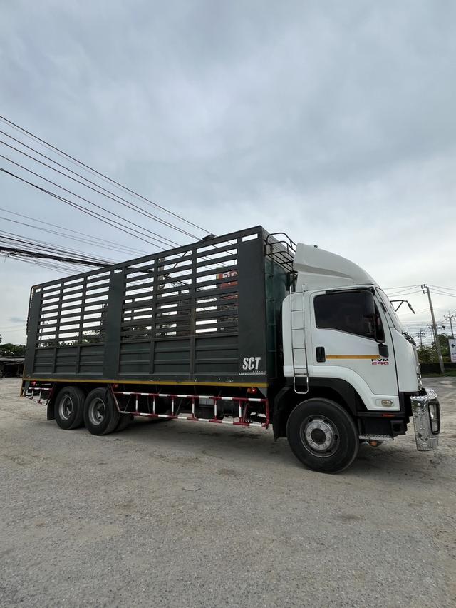 รถบรรทุก Isuzu Fvm 240 ปี53 (มือสอง ตามสภาพ)