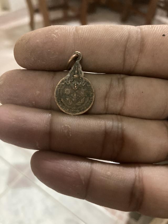 หลวงปู่แหวน รุ่นเราสู้ รูปที่ 2