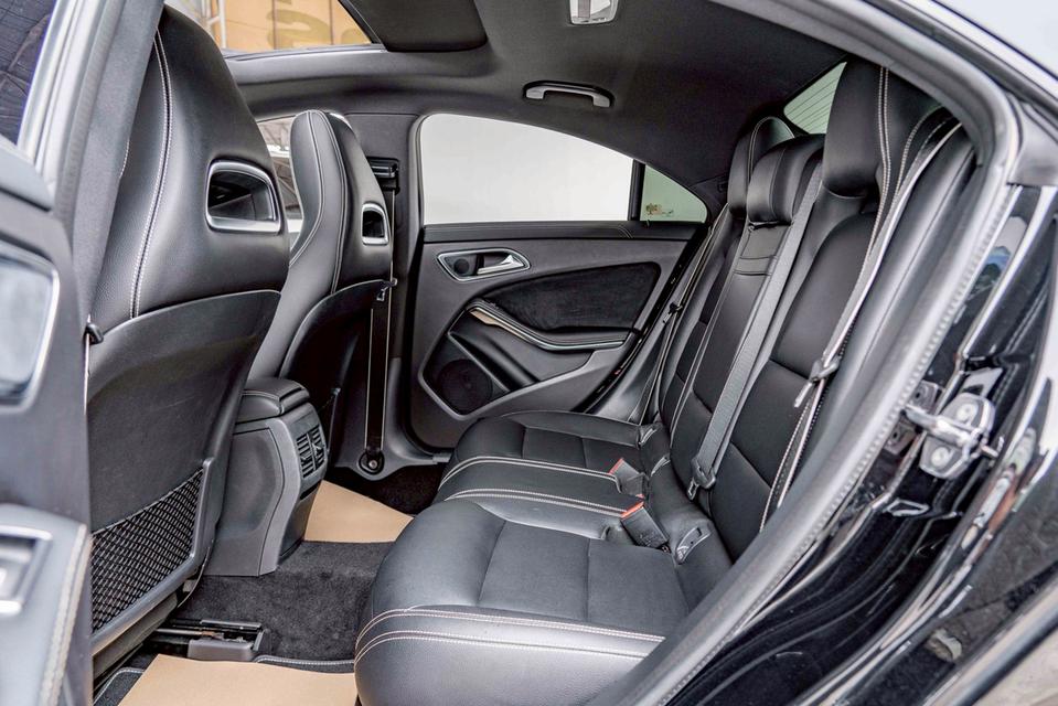 รหัสรถ NP655 BENZ CLA250 AMG Night Edition ปีรถ : 2019 15