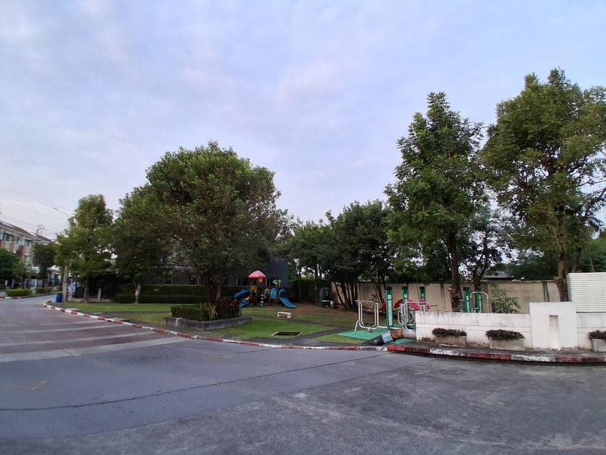 ทาวน์โฮม 3 ชั้น ห้องมุม มบ.ทาวน์พลัส เทพารักษ์ 2.95 ล้าน เจ้าของขายเอง 13