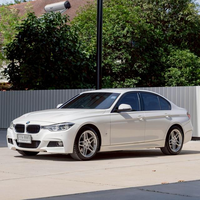 รหัสรถ 12AT8885 BMW 320d 2.0 M Sport(F30) | จดปี : 2019