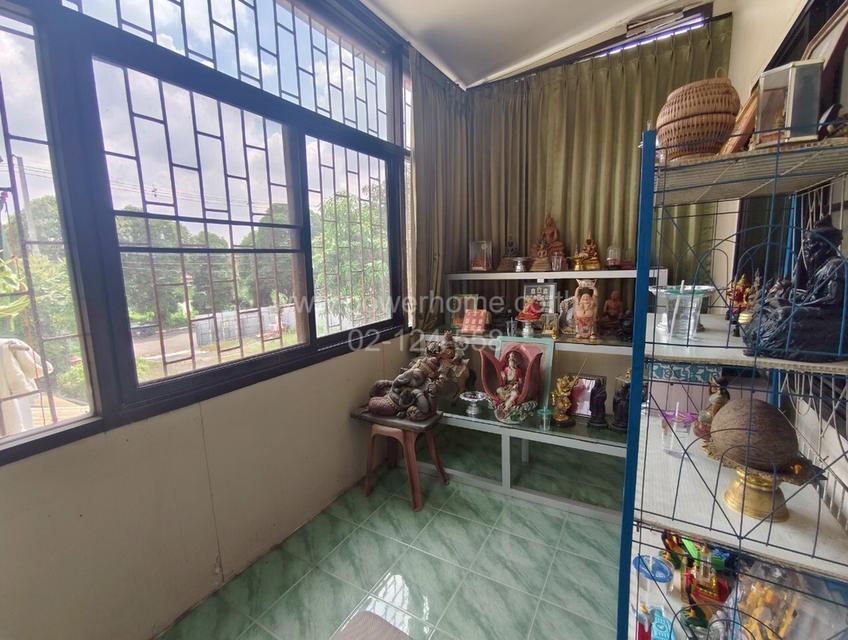 หมู่บ้านพกบัณฑิตแลนด์ แอนด์ เฮ้าส์ ถนนลำลูกกา ต.คูคต อ.ลำลูกกา จ.ปทุมธานี 15