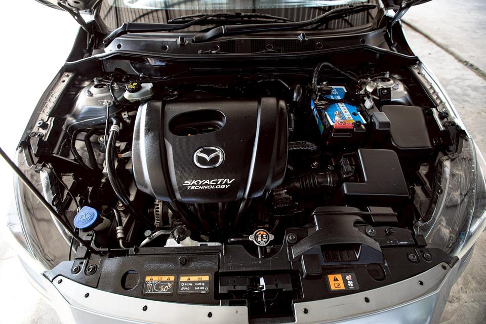 Mazda2 1.3 High Connect Sedan Skyactiv ปี 2018 สีเทา 10