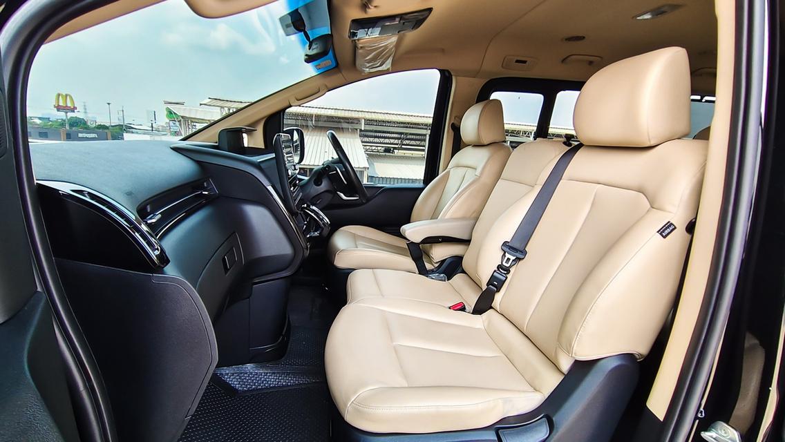 HYUNDAI STARIA 2.2 DIESEL S 8AT ปี 2022 รูปที่ 8
