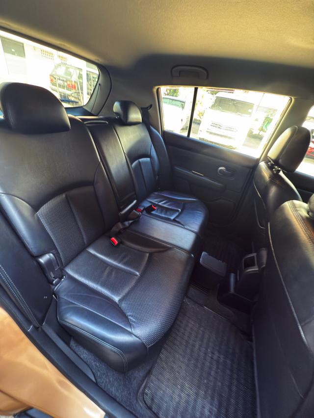 Nissan Tiida 1.8G ปี2011 รุ่นท็อป 18