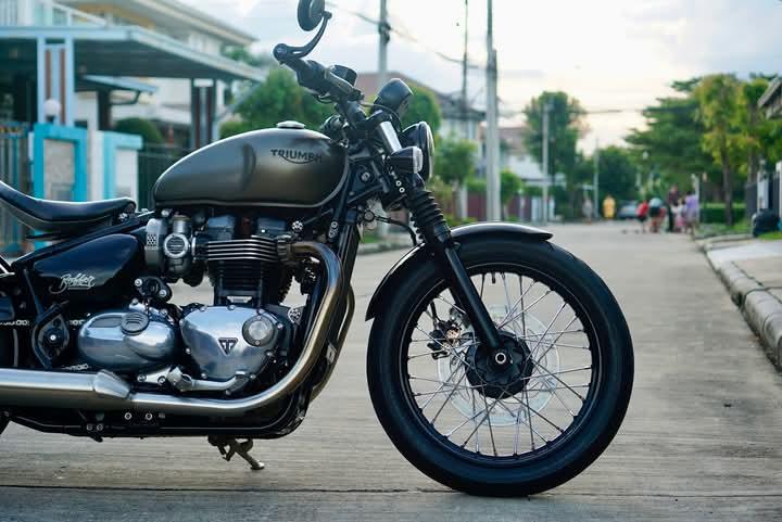 Triumph Bonneville Bobber สภาพดี 6