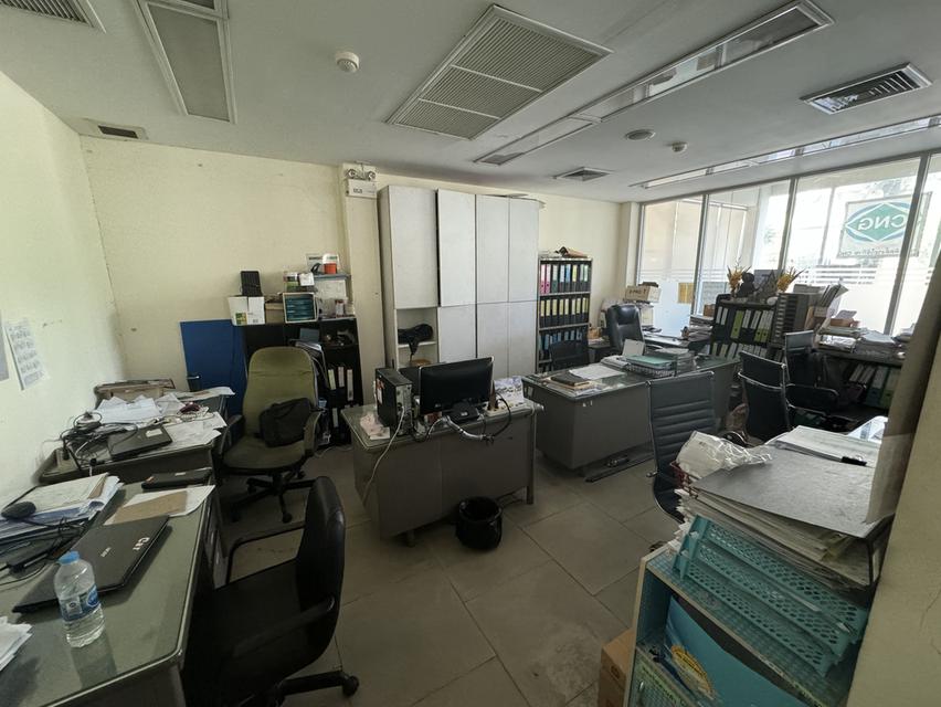 ขายหรือให้เช่าที่ดินพร้อมโรงงาน อาคารพาณิชย์ ขนาด 1-3-26 ไร่ ทำโชว์รูมได้ ติดถนนซอยเพชรเกษม 37-39 ใกล้ซีคอนบางแค 400 เมตร 9