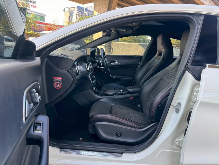 Mercedes-Benz CLA250 AMG Facelift W117 AT ปี 2018 รูปที่ 15