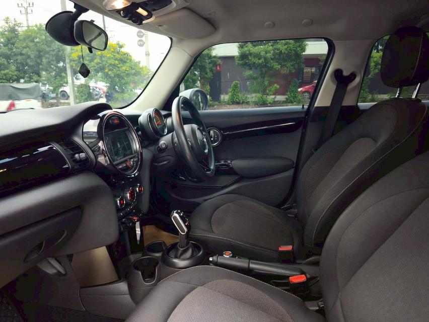 รหัสรถ KPV39 2021 Mini Cooper สีเขียว เลขไมล์ 67,XXX km 3
