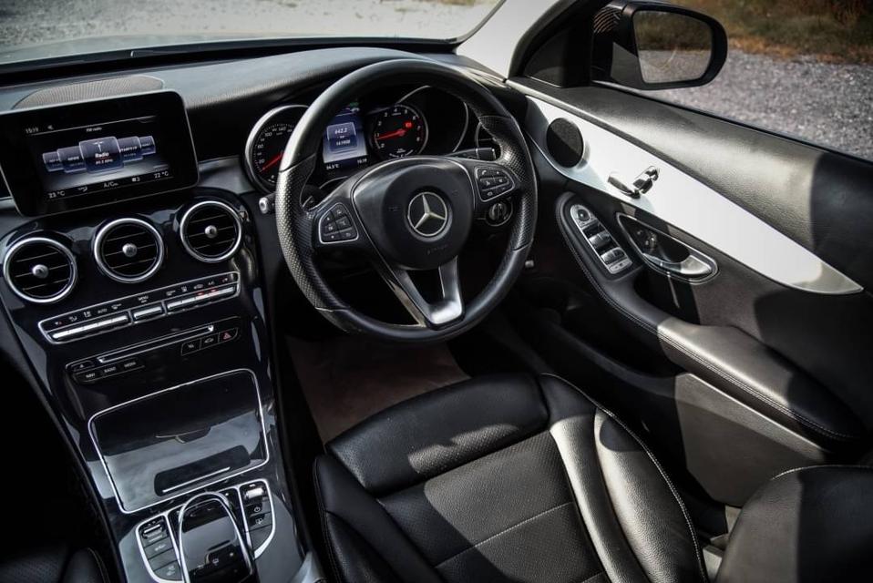 Mercedes-Benz C350e 2.0 Avantgarde AT 2017 รหัส CBL3208 11