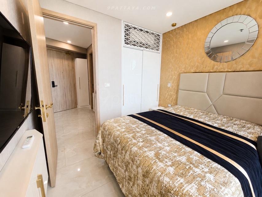 Urgent Sale — 1-Bedroom Condo at Copacabana JomtienUrgent sale at Copacabana Jomtien, a luxury beachfront condominium in Jomtien. Multiple high-floor 1