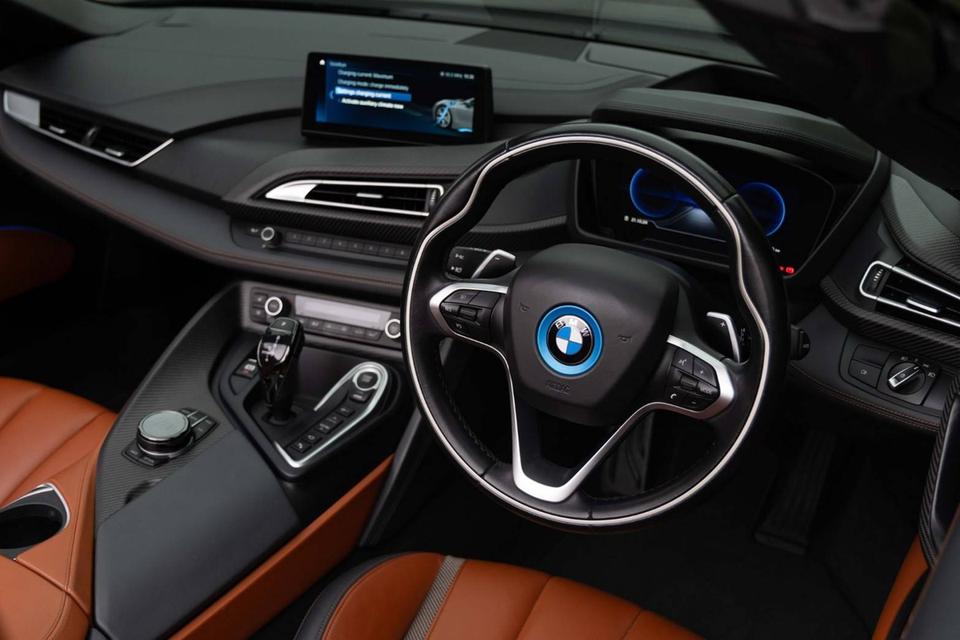 BMW i8 4