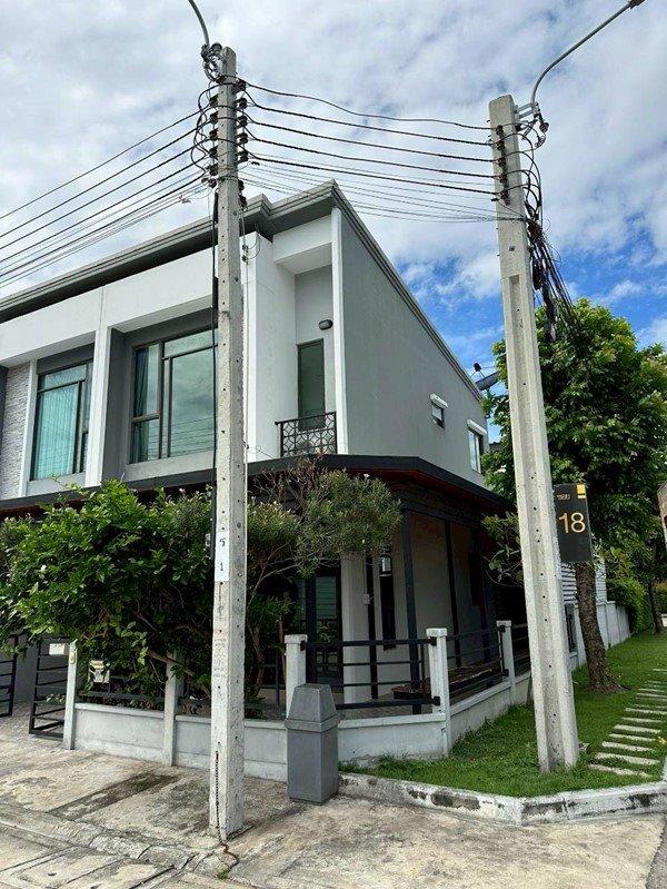 บ้านหัวมุม วิวสวน ให้เช่า โครงการ Pleno สุขสวัสดิ์-ประชาอุทิศ 60 เฟอร์นิเจอร์ครบ เข้าอยู่ได้ทันที โทร 085-144-0184 1