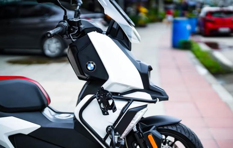 2019 BMW C400X 4