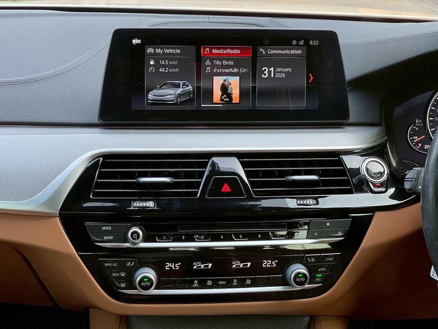 รหัสรถ PJP6667 2019 BMW 520d M Sport รูปที่ 14