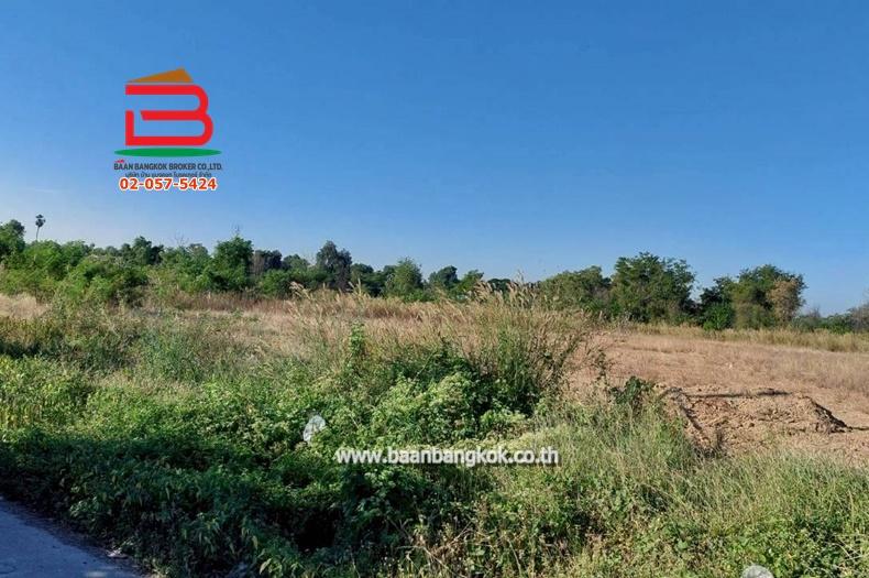 ที่ดินเปล่า เนื้อที่ 12-3-92.7 ไร่ ติดถนน Highway เส้น 3225 และ 3050 (ใกล้วัดพะเยาว์) ตำบลศาลารีไทย อำเภอเสาไห้ สระบุรี 6