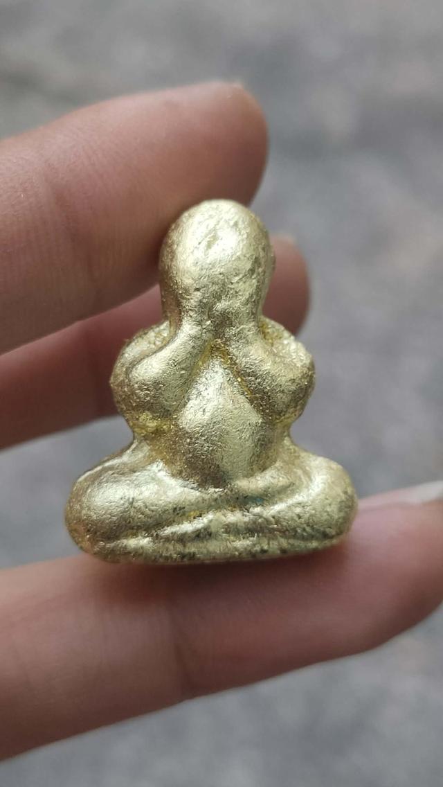 พระปิดตา 100 ปี วัดสะพายสูง