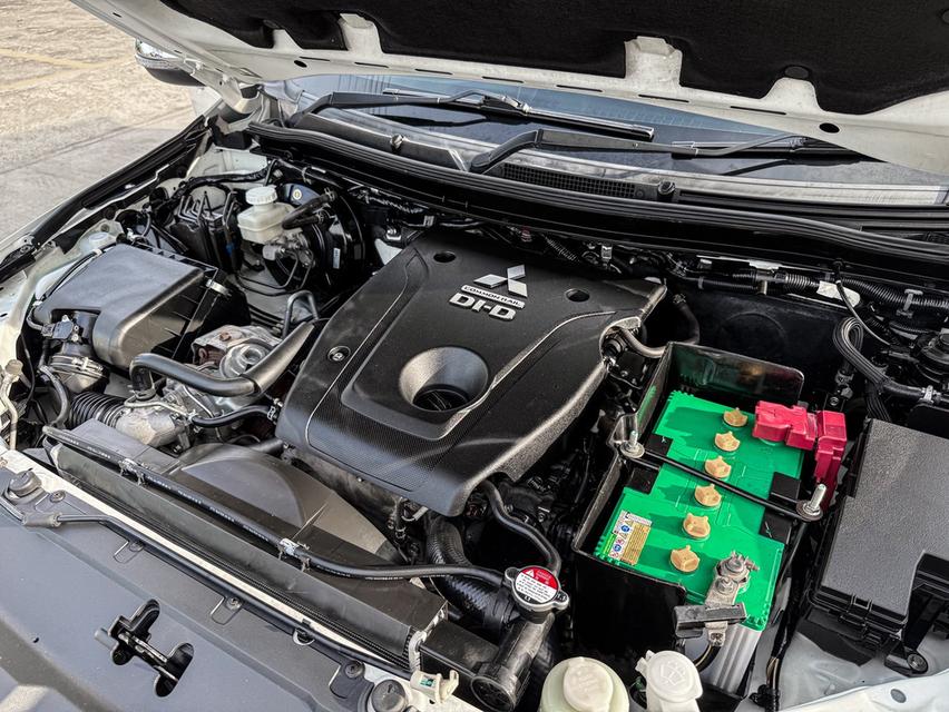 ขาย Mitsubishi Pajero 2.4GT ปี16 16