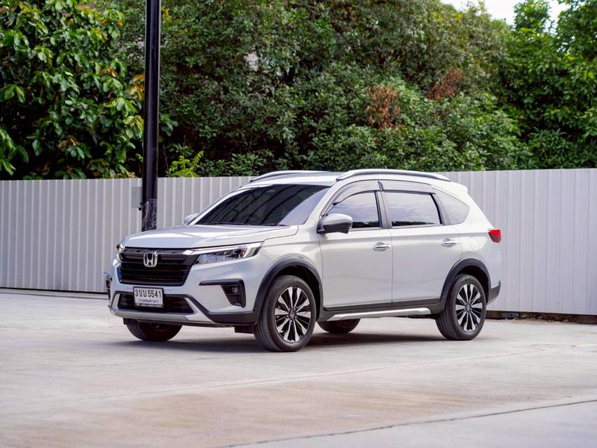 Honda BR-V 1.5 EL ปี จด 2023เจ้าของเดียว รถสวยสภาพพร้อมขับ 