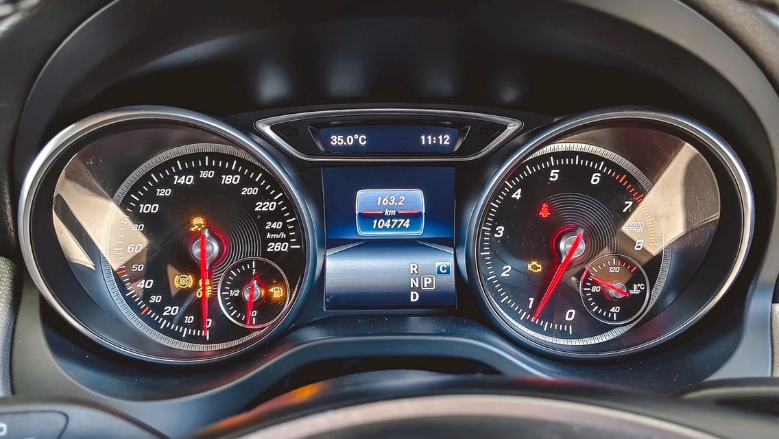 Mercedes-Benz GLA 200 AMG Dynamic 1.6 7A/T ปี 2019 14