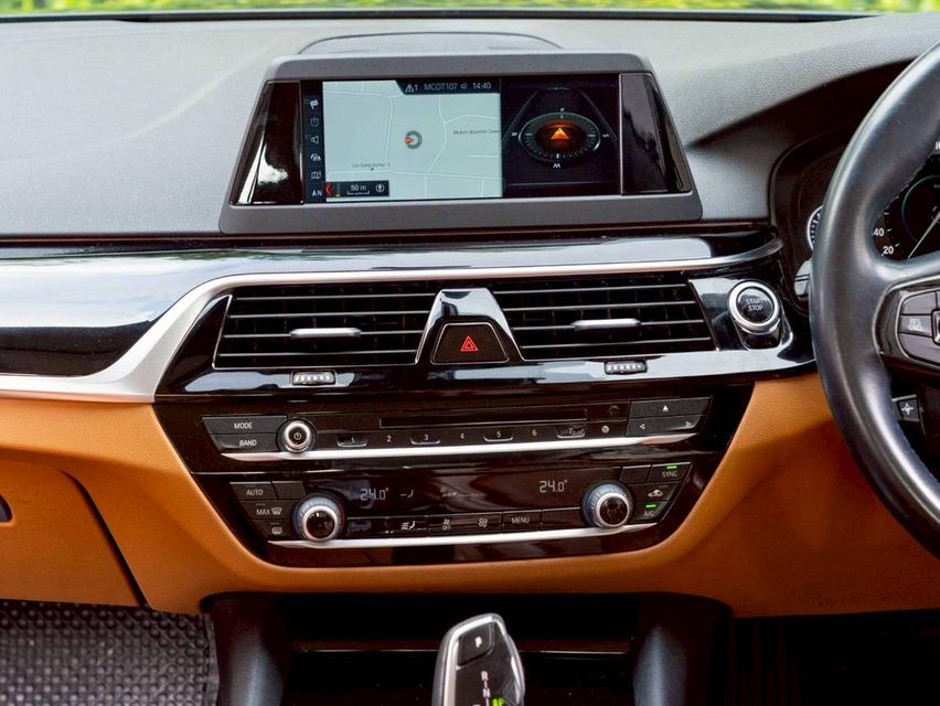 Bmw 530e Elite Plug-in Hybrid ปีจด 2020 13