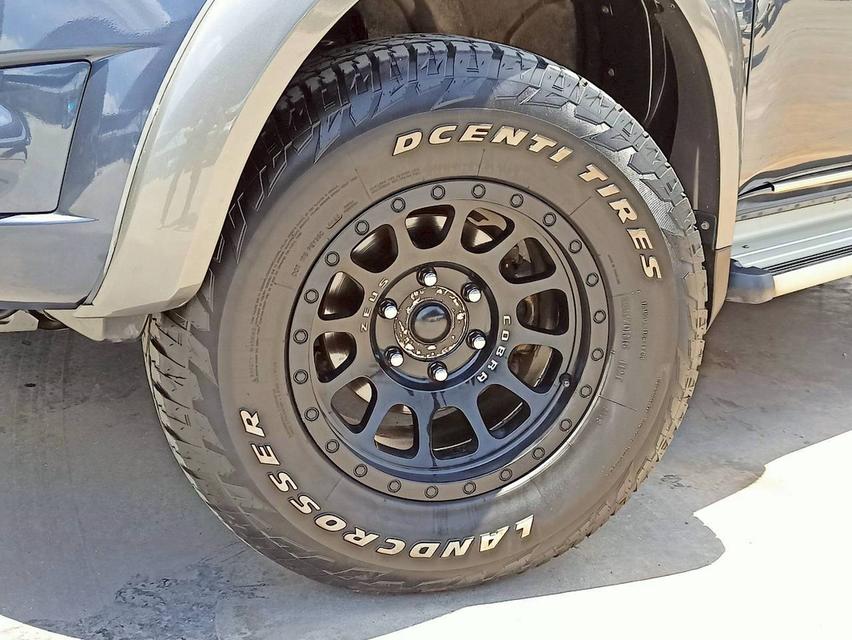รหัสรถ6B800 โฉมรถPLUS DOUBLE CAB เกียร์AT เครื่องยนต์2,500 cc สีเทา น้ำมันดีเซล เลขไมล์263,906 กม. ผ่อนเพียง6,105 บาท ราคา234,000บาท รูปที่ 2