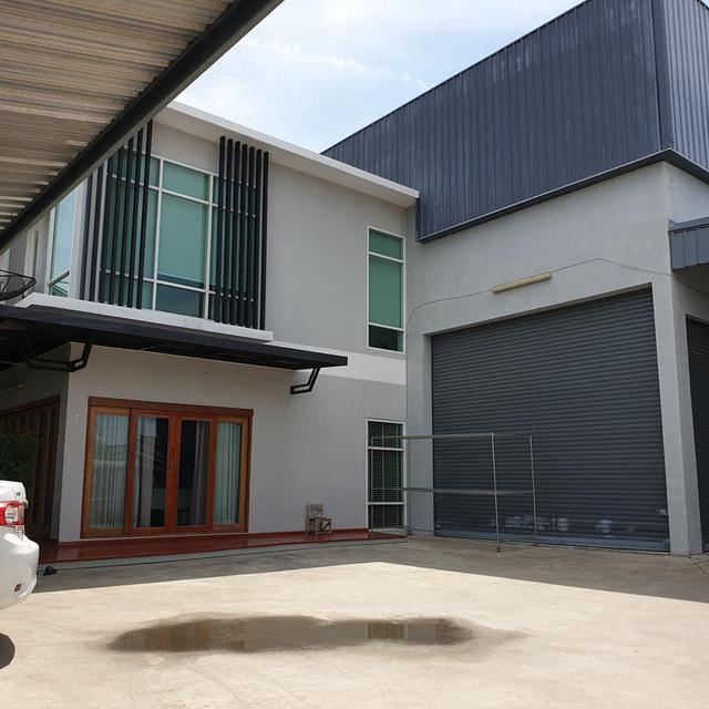 ขายบ้านพร้อมโกดัง เนื้อที่ 256 ตรว.ย่านบางเสาธง ใกล้เยสบางพลี เหมาะทำโรงงาน 6