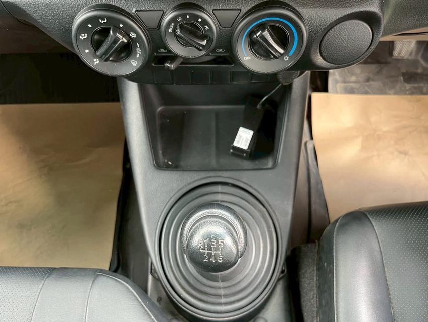ไก่รถสวยคัดเกรดA ราคาพิเศษขายเพียง299,000บาท TOYOTA REVO SINGLECAB เครื่อง2.4cc.เกียร์ธรรม  ปี 2019 กะบะมีตู้ 4