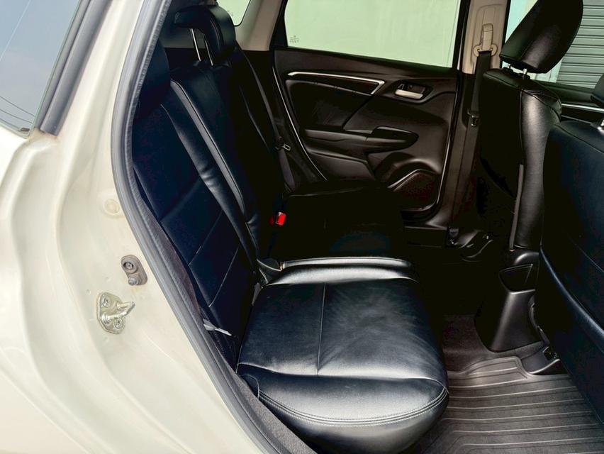 💎 HONDA JAZZ 1.5V i-VTEC 2016 สีขาว มือเดียวป้ายแดง รูปที่ 11