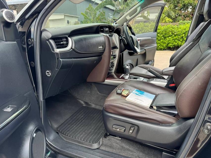 TOYOTA FORTUNER 2.4V 4x4 SIGMA 4 ปี 2017 จด 2018 รูปที่ 8
