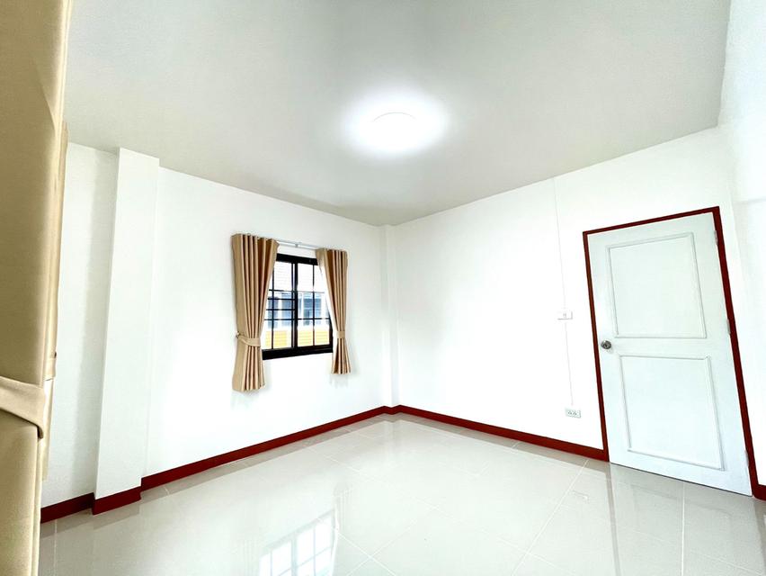 💥บ้านเดี่ยวทำเลดี เข้าออกหลายเส้นทาง ถนนสุวินทวงศ์ 38 หรือ ทางฉลองกรุง61 ตรงข้าม FBT รีโนเวทใหม่พร้อมอยู่ 19