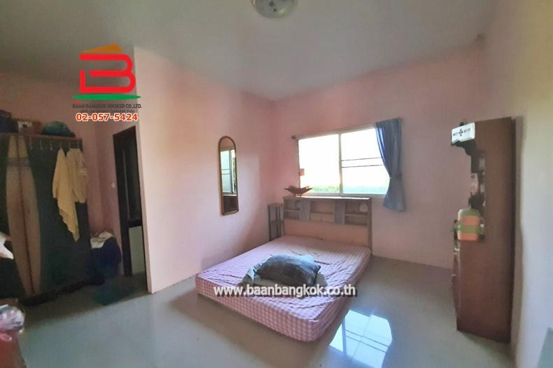 ที่ดินพร้อมบ้านเดี่ยว หมู่บ้าน แบนชะโด 2 แยก 10 เนื้อที่ 200 ตรว. ถนนประชาร่วมใจ แขวงทรายกองดินใต้ เขตคลองสามวา 7