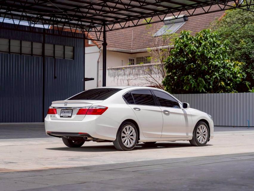 HONDA ACCORD 2.0EL ปีจด 2014 ประกันเครื่องเกียร์3ปี / 30,000 km.✨️ 7