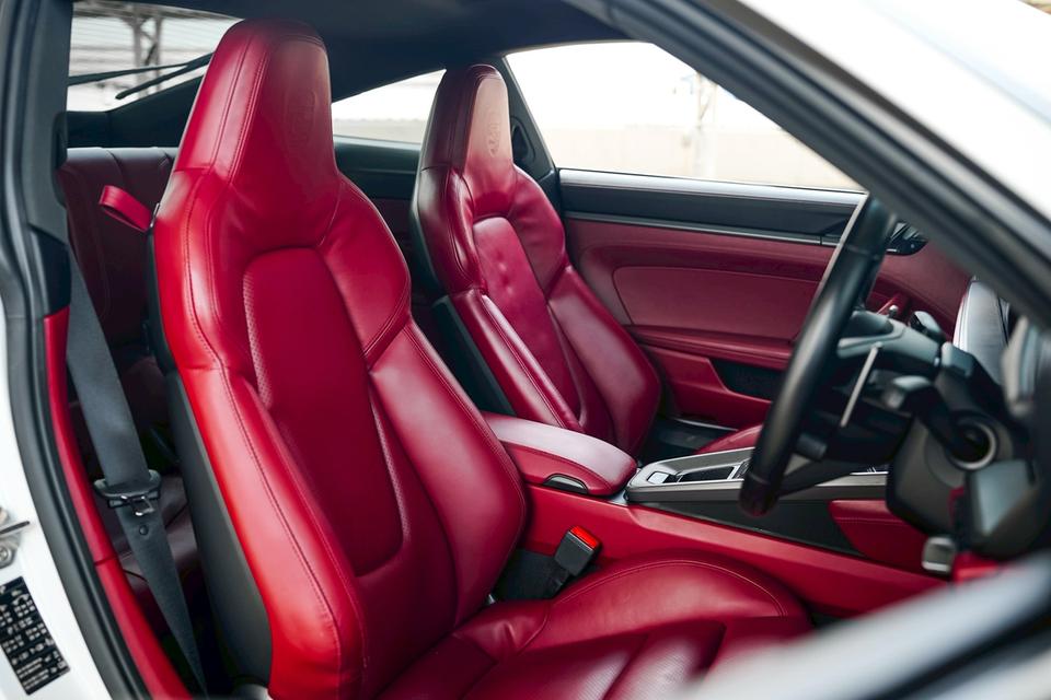 Porsche 911 Carrera S (992) ปี 2019 ออฟชั่นครบจัดเต็ม รูปที่ 10
