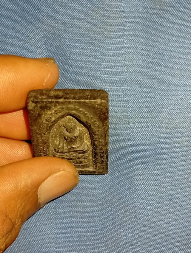 ถ้าให้พูดถึงพระเก่าพระนิยมต้องพระรุ่นนี้เลยครับพระเก่าๆราคาดีราคาไม่ลดเหรียญเดิมๆไม่มีปรับแต่งสภาพเดิมทุกอย่างสนใจเท่าดูกันได้ครับรับประกันความแท้ชัดเ 3