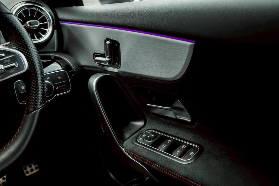 Mercedes-Benz A200 1.3 AMG Dynamic W177 AT 2020 รูปที่ 14