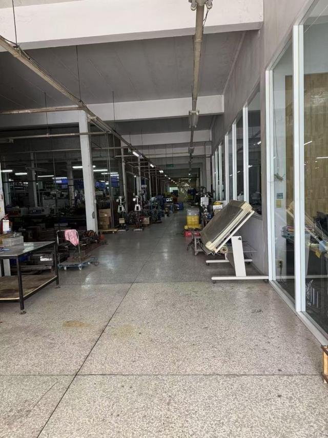 ขายโรงงานพร้อมที่ดินขนาด 2 ไร่ 3 งาน 47 ตร.ว. ย่านนิคมอุตสาหกรรมลาดกระบัง ทำเลดี เดินทางสะดวก 4