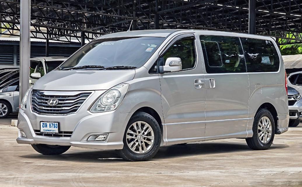 2015 HYUNDAI H1 ELITE 2.5