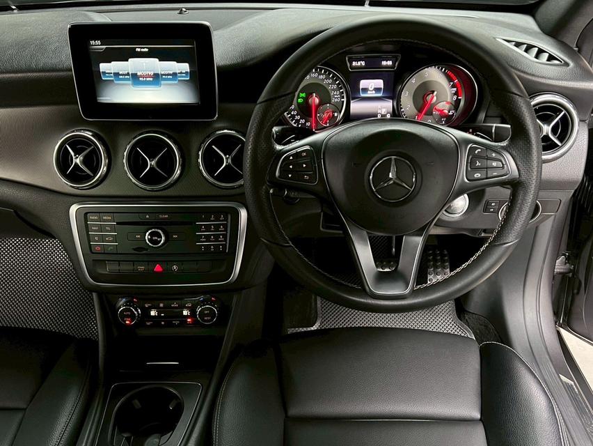 Mercedes-Benz GLA250 2.0 AMG Dynamic SUV 7