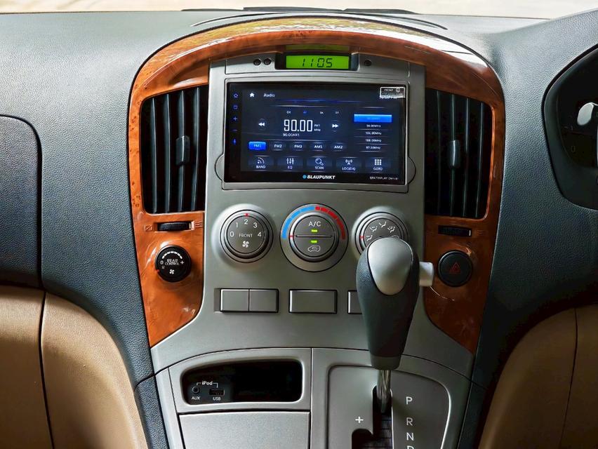 2015 HYUNDAI H1 ELITE 2.5 13