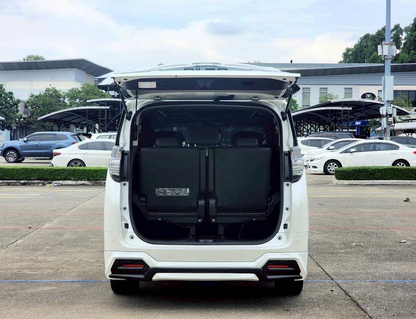 รหัสรถ PEAT522 🚐🚙TOYOTA VELLFIRE รถศูนย์ไทย TOP เบนซิน 8