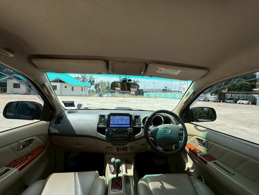 Toyota Fortuner 3.0V Trd 4x4 2010 รูปที่ 16