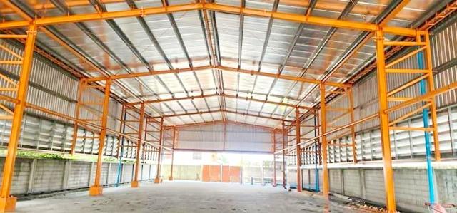 ใกล้สนามบินสุวรรณภูมิ ให้เช่าโกดัง 805ตร.ม. ARLลาดกระบัง 2.7กม.ถ.ร่มเกล้า19-29 205ตร.ว. 2