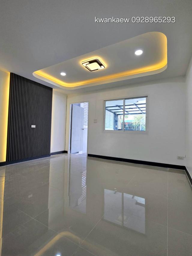 ขายทาว์นโฮม รีโนเวทใหม่ ติดถนนสายไหม พร้อมอยู่ 3