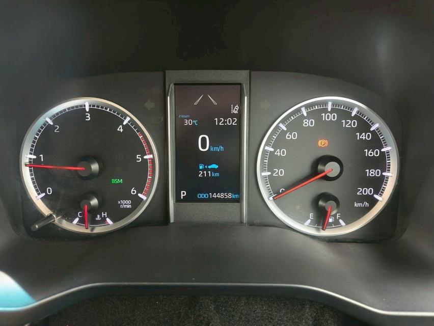 รหัสรถ PAT4907 Toyota Majesty 2.8 Grande ปี 2020 สีดำ 14