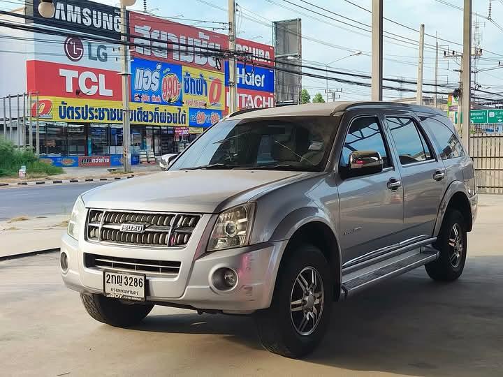 Isuzu MU-7 มือสอง 3