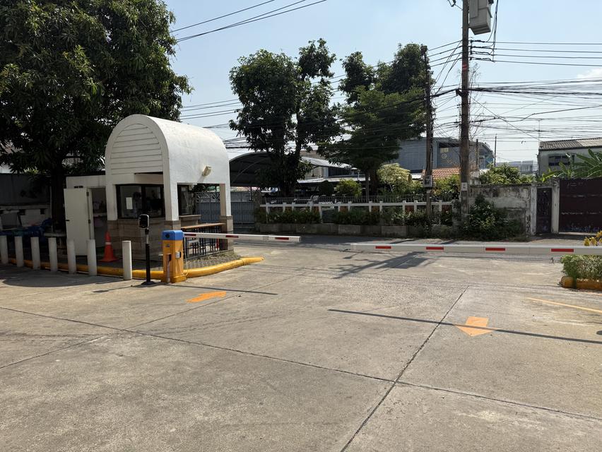ขายคอนโด รัชดา พาวิลเลี่ยน 2 ห้องนอน 56 ตร.ม. รีโนเวทใหม่ทั้งห้อง แอร์ใหม่ 3 เครื่อง ใกล้ MRT ลาดพร้าว 15